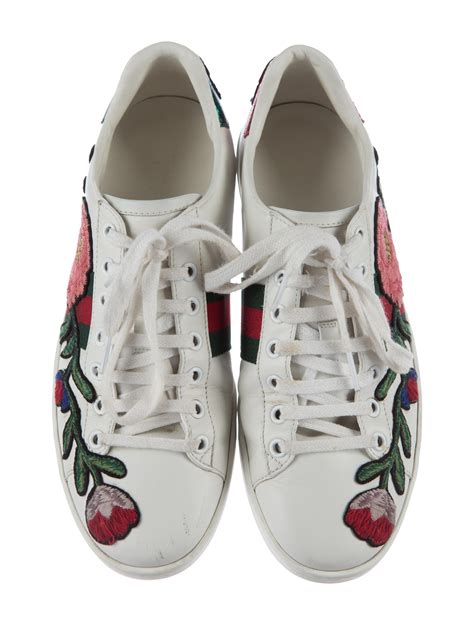 sneaker gucci con brillanti|sneakers gucci ace.